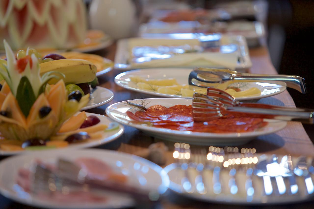 Heritage Hotel Maskovica Han Pakostane Ngoại thất bức ảnh